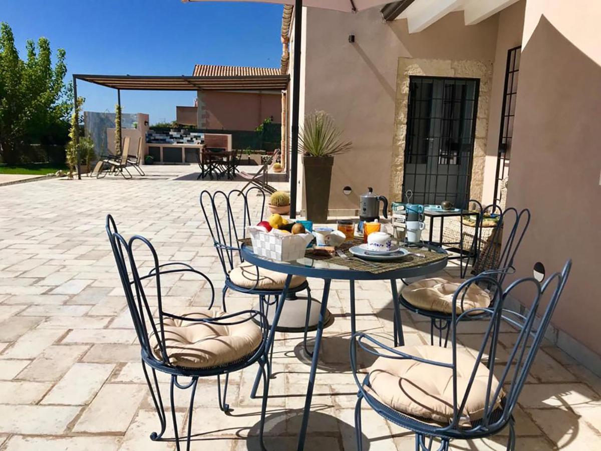 Apartamento Il Baglio Del Picchio - Noto San Corrado di Fuori Exterior foto